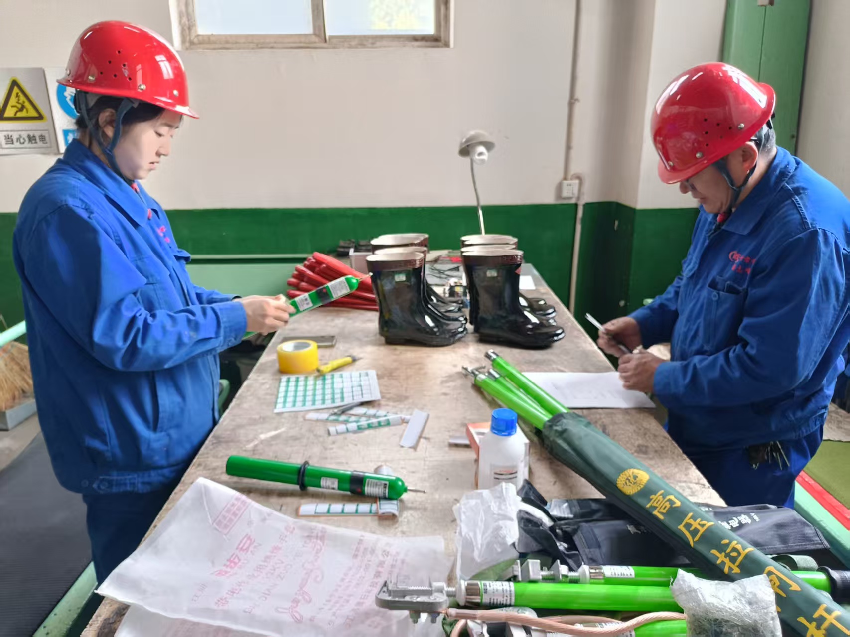 0e9532f0fd8db70ab82ece7d80b54c8